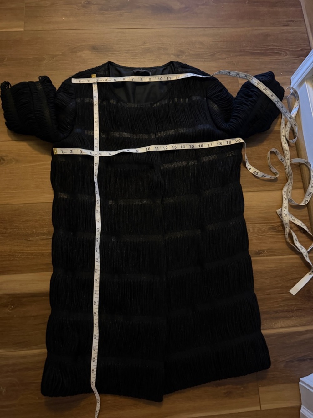 Vera Wang black metallic yarn coat. See measurements - Picture 10 of 13